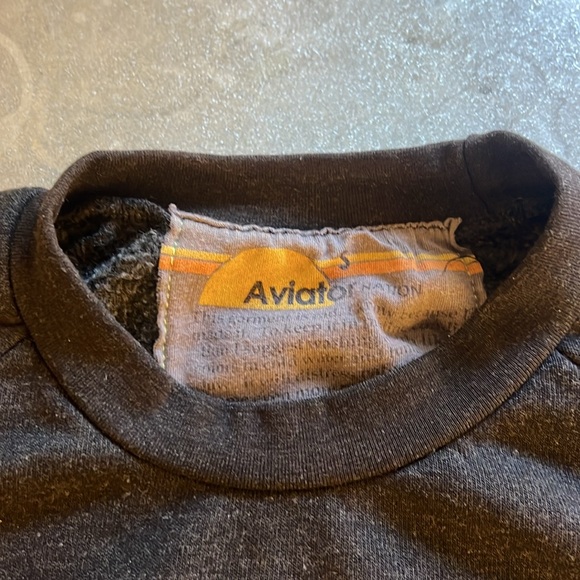 Aviator Nation size S crop sweat shirt. Lightening bolt
GUC - Picture 2 of 4